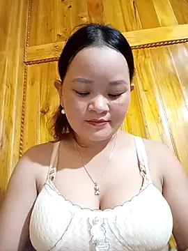 Snapshot of ctm-cute chatting on 10.27.25 ctm-cute online show from 10.27.25