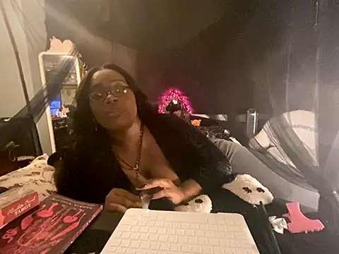 ebunnybri online show from 09.12.25