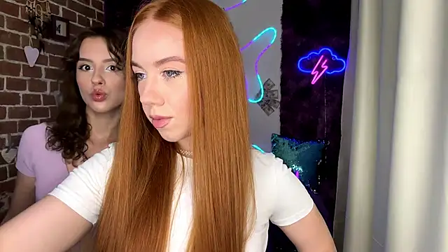 SpicyLolaSugarMaya online show from 09.23.25