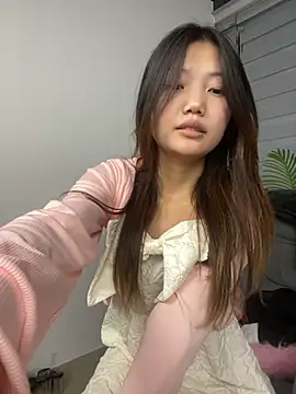 Snapshot of xixi_28 chatting on 09.11.25 xixi 28 online show from 09.11.25