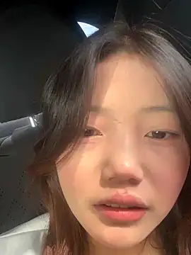 Snapshot of xixi_28 chatting on 09.20.25 xixi 28 online show from 09.20.25