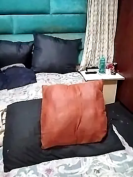 hemilynthomas2467 online show from 11.25.25