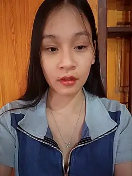 ChiecumBae online show from 10.18.25