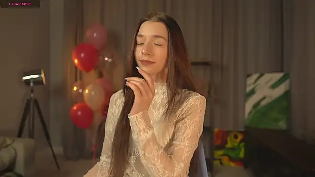 RoxieBolich online show from 10.14.25