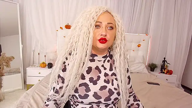 Lilit 1Love online show from 10.20.25