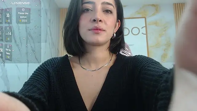 sara lopez s online show from 11.29.25
