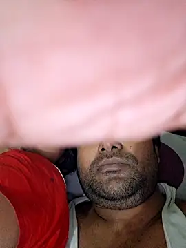 Snapshot of BustyBanuu chatting on 10.25.25 BustyBanuu online show from 10.25.25