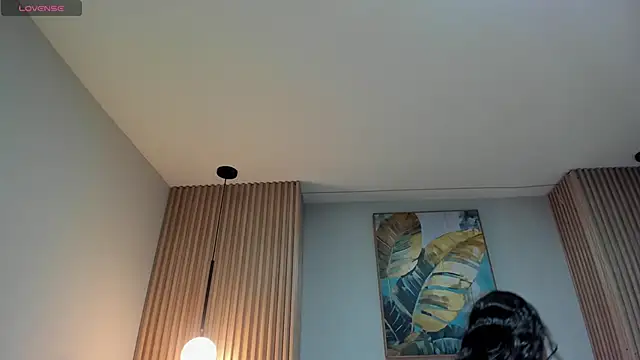 Mila Hank  online show from 06.03.26