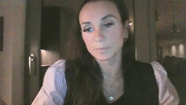 Justnani001 online show from 10.06.25