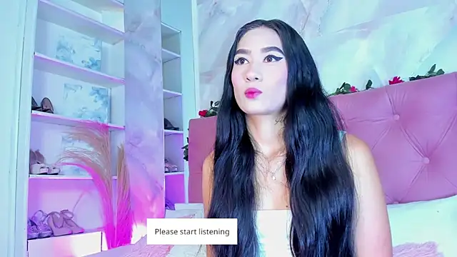 Nicolqueen  online show from 11.19.25