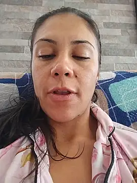 KittyHoleshot87 online show from 02.05.26