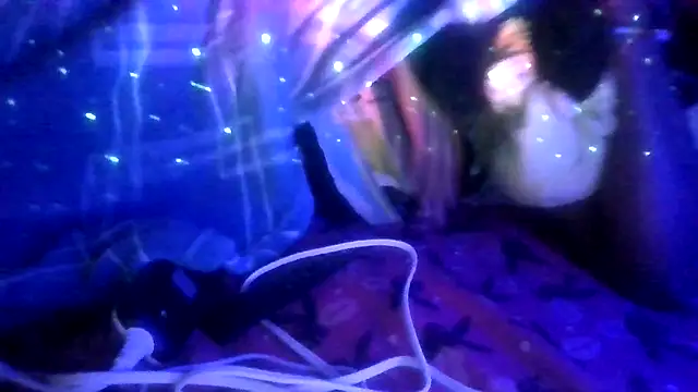 prettymaa online show from 12.18.25