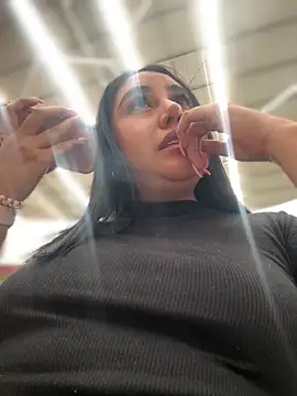 Snapshot of Sophie_Dreamss chatting on 10.08.25 Sophie Dreamss online show from 10.08.25