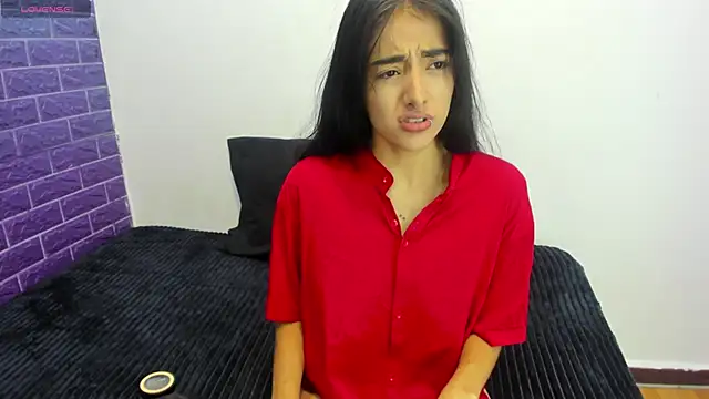 Cora 222 online show from 09.18.25