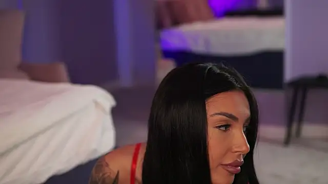 Snapshot of AishaaDevoe chatting on 10.22.25 AishaaDevoe online show from 10.22.25