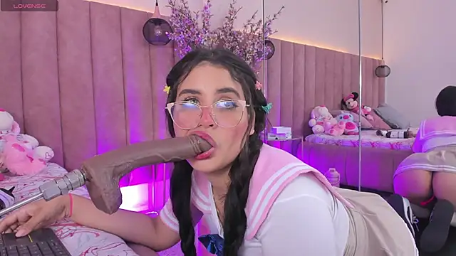 LizzyOlsen online show from 10.05.25