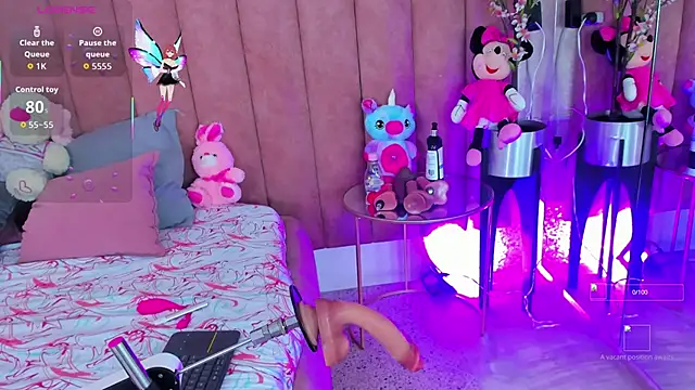 LizzyOlsen online show from 10.14.25