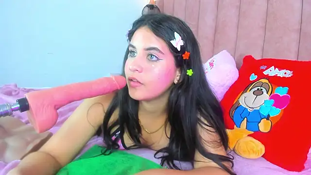 LizzyOlsen online show from 11.22.25