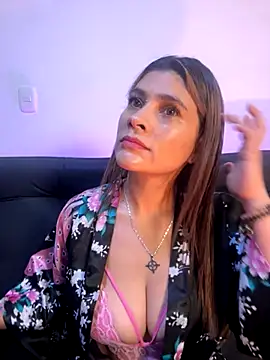 Skarlett 12  online show from 12.05.25