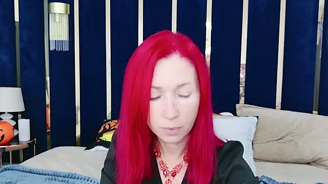 Snapshot of Sofia_Lix chatting on 10.23.25 Sofia Lix online show from 10.23.25