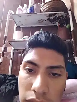 Snapshot of aispuro8505 chatting on 10.04.25 aispuro8505 online show from 10.04.25