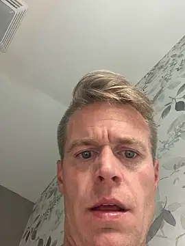 DILFiGuess11 online show from 09.25.25