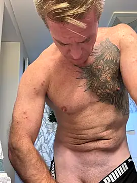 DILFiGuess11 online show from 10.24.25