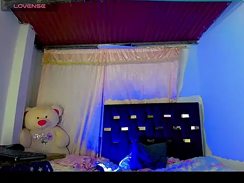 TheBlackwidows online show from 11.02.25