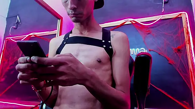 Snapshot of Golldens_Dreamss chatting on 11.01.25 Golldens Dreamss online show from 11.01.25