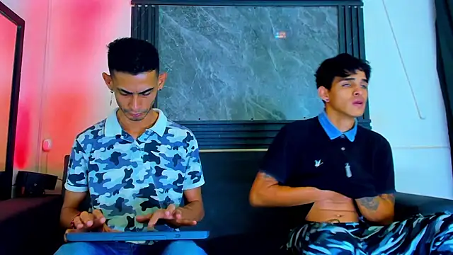 Snapshot of Golldens_Dreamss chatting on 11.12.25 Golldens Dreamss online show from 11.12.25