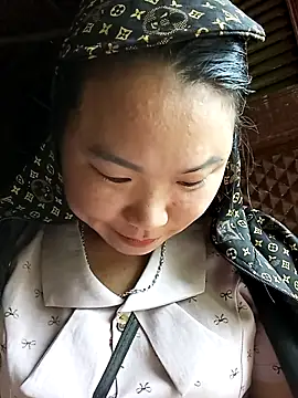 may-squirl online show from 10.20.25