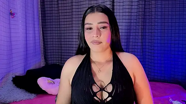 Snapshot of Kayleemorales chatting on 10.20.25 Kayleemorales online show from 10.20.25