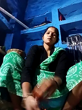 Jooli xx online show from 10.12.25