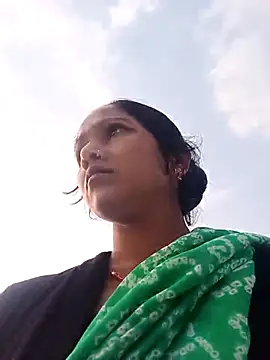 Jooli xx online show from 10.16.25