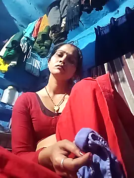 Jooli xx online show from 02.10.26