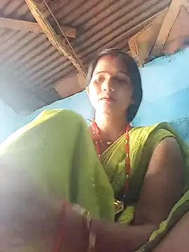 Jooli xx online show from 03.03.26