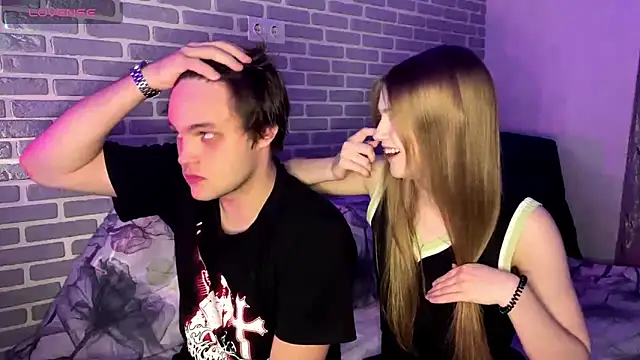 fetchingcouplee online show from 09.28.25