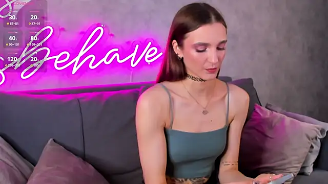 Snapshot of Alisha_Green chatting on 10.07.25 Alisha Green online show from 10.07.25