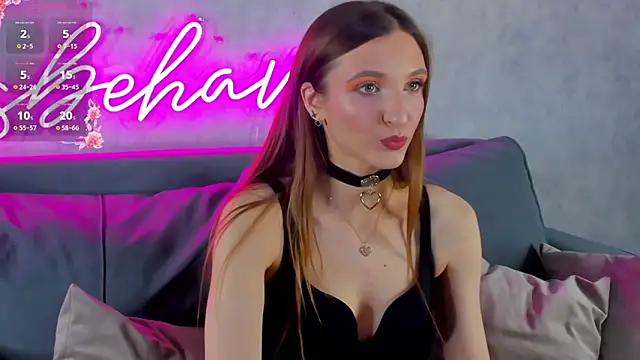 Snapshot of Alisha_Green chatting on 10.28.25 Alisha Green online show from 10.28.25