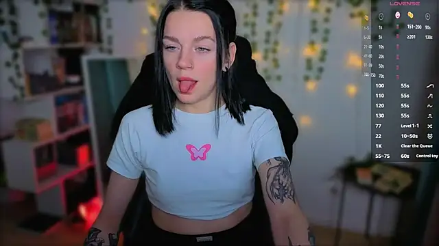 raspberry  girl  online show from 09.12.25