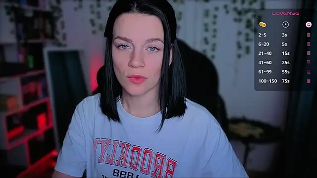 raspberry  girl  online show from 09.24.25