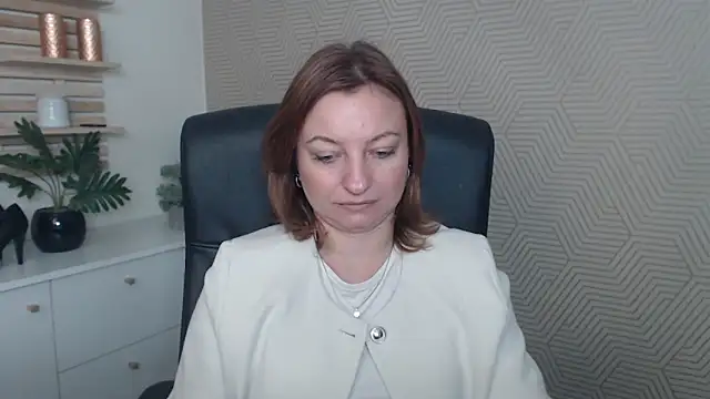 angelaSamt online show from 11.05.25