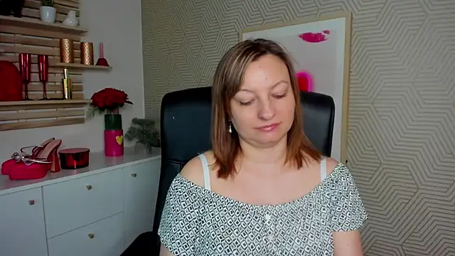 Snapshot of angelaSamt chatting on 04.22.26 angelaSamt online show from 04.22.26