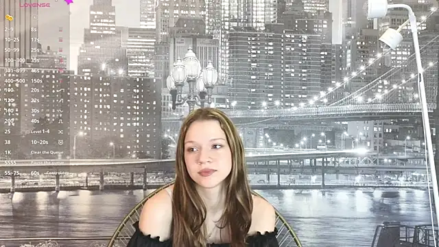 Snapshot of VelvetRisque chatting on 05.21.26 VelvetRisque online show from 05.21.26