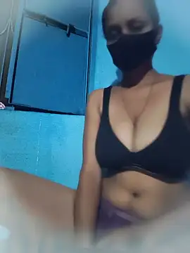 Snapshot of posewith chatting on 09.16.25 posewith online show from 09.16.25