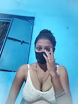 Snapshot of posewith chatting on 09.25.25 posewith online show from 09.25.25