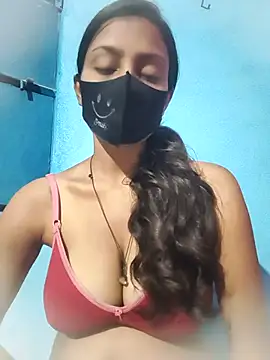 Snapshot of posewith chatting on 09.30.25 posewith online show from 09.30.25