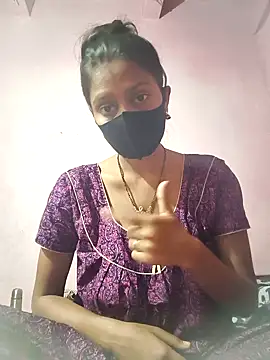 Snapshot of posewith chatting on 10.14.25 posewith online show from 10.14.25