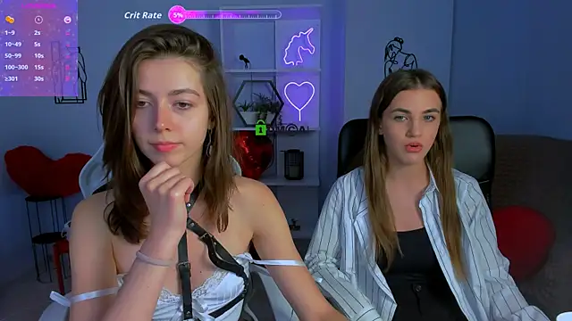 Snapshot of kitniss_dreamy chatting on 10.13.25 kitniss dreamy online show from 10.13.25