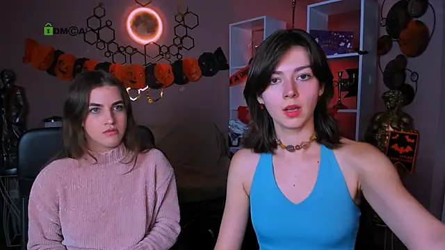 Snapshot of kitniss_dreamy chatting on 10.27.25 kitniss dreamy online show from 10.27.25